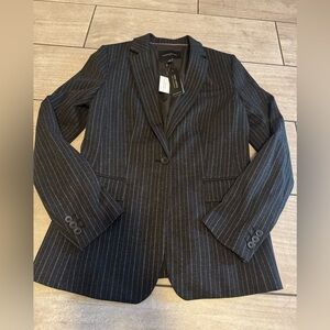 NWT Banana Republic Size 4 Black  Pinstripe Washable Ponte Blazer Jacket Women’s